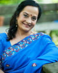 Actress Dr Meena Nerurkar Photo