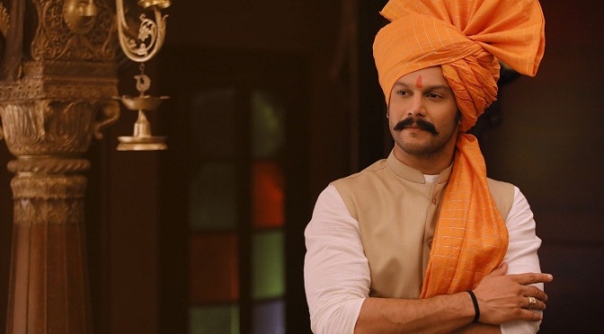 Adinath Kothare in Marathi film 'Chandramukhi'