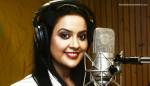 Amruta Fadnavis Singer Image