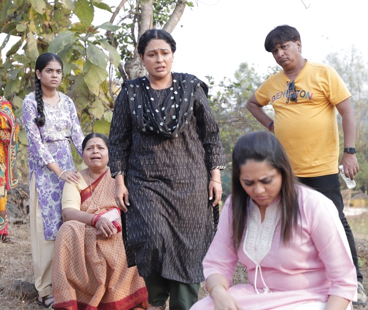 Ashwini Kalsekar, Bhumi Shirodkar, Vedangi Kulkarni, Pranali Dhumal in 'Daak' Movie