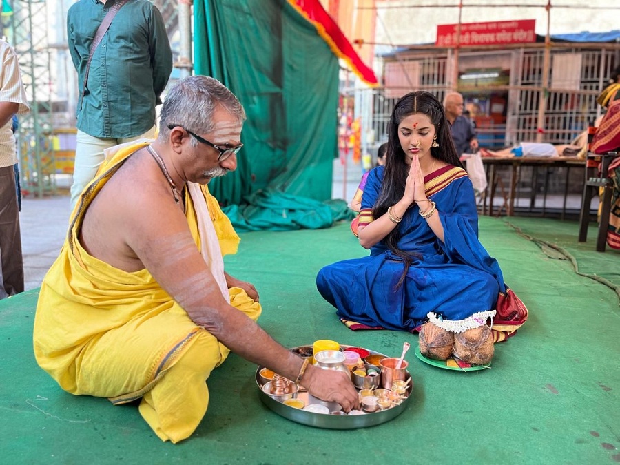 Actress Pooja Kale  in Serial 'Aai Tulzabhavani'