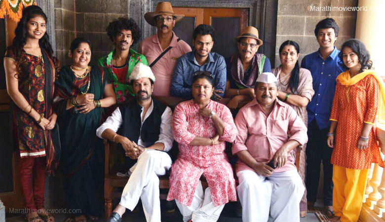 Sanjay Khapre,  Arun Nalawade & others, Marathi movie 'Kaay Jhala Kalena'