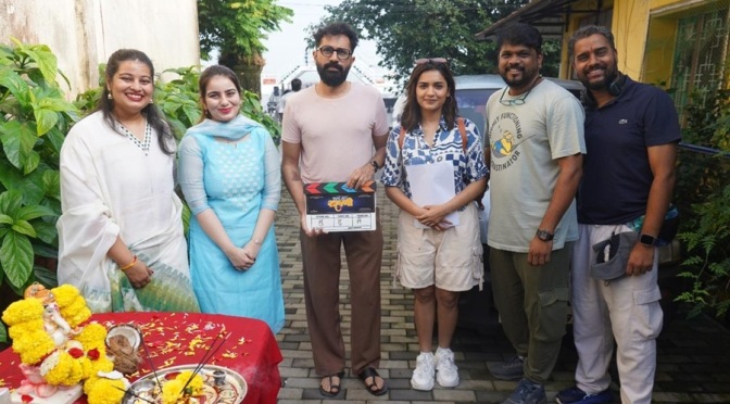 Sarang Sathe, Hruta Durgule Dilip Gokhale