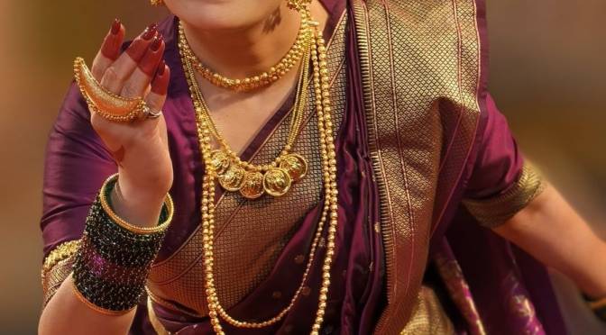 Savaniee Ravindrra singer