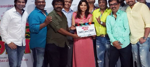 Poshter Girl, Marathi Movie, Sonalee Kulkarni