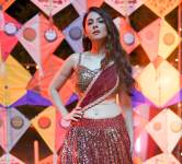 Manuja Song, Sonali Kulkarni, salbardi Movie