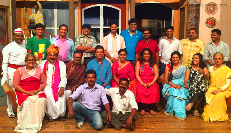 'Ti Fulrani', Marathi Natak Team