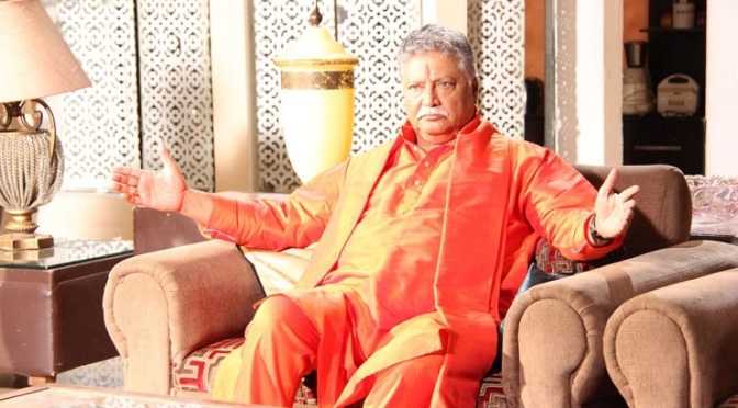 Actor Vikram Gokhale in Marathi Movie 'Rashtra'